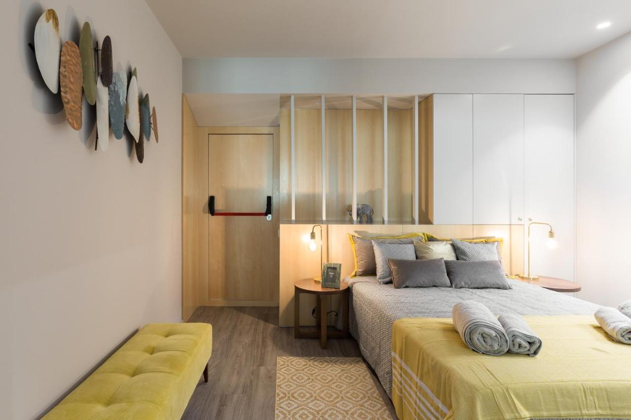 Charming Luxurious Flat With Garage By Host Wise Apartman Porto Kültér fotó
