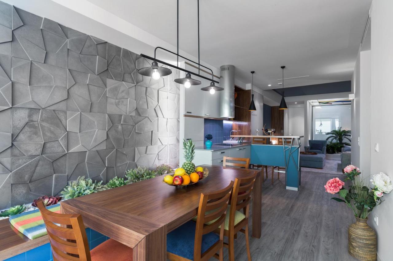 Charming Luxurious Flat With Garage By Host Wise Apartman Porto Kültér fotó