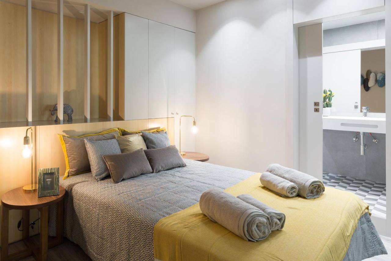 Charming Luxurious Flat With Garage By Host Wise Apartman Porto Kültér fotó